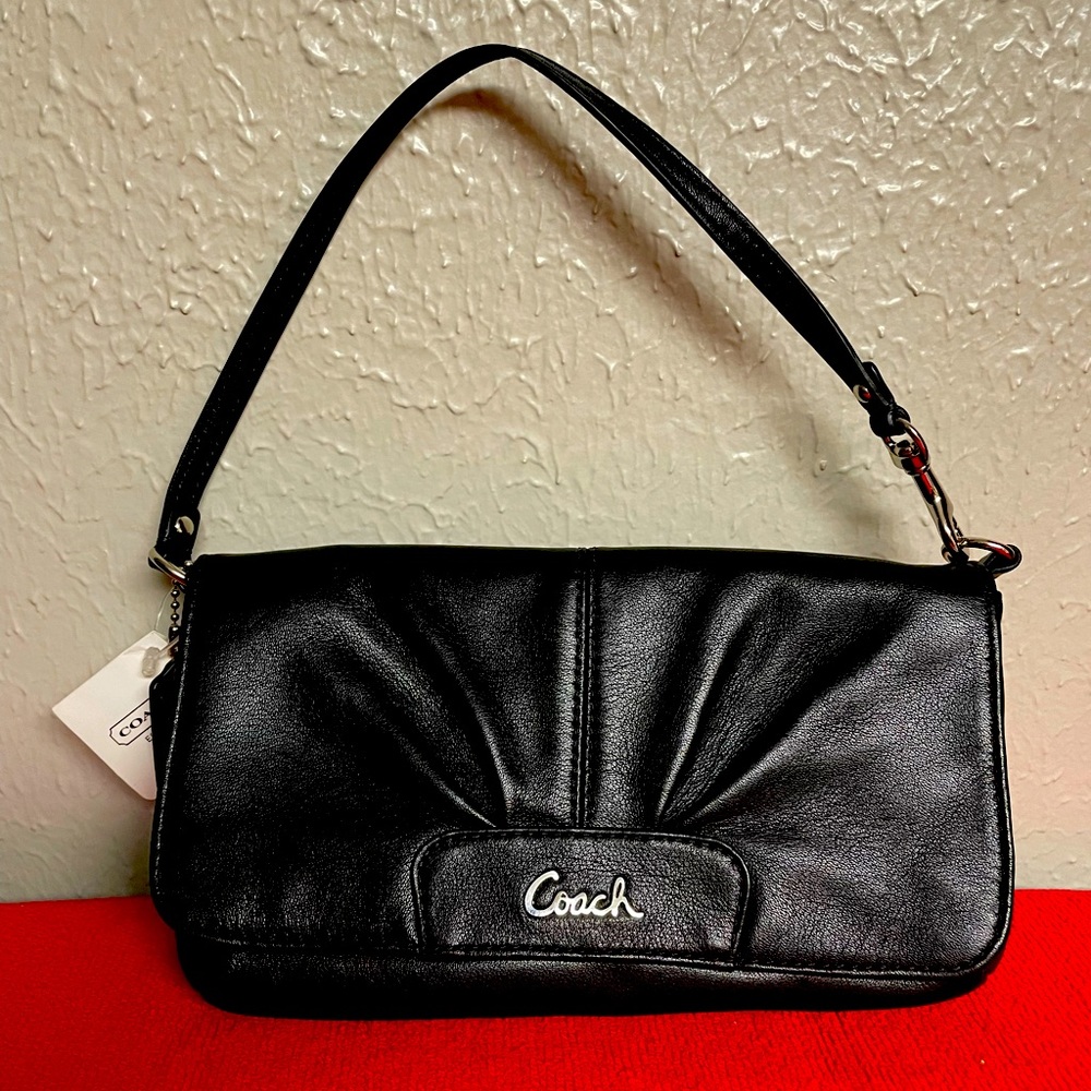 Coach wallet/small bag